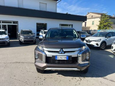 Mitsubishi L200 2.3 D Double Cab 4x4 Super Select P1 Intouch Diamond usato