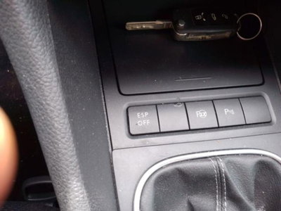 Volkswagen Golf 2.0 TDI 140CV DPF 5p. Highline (4)