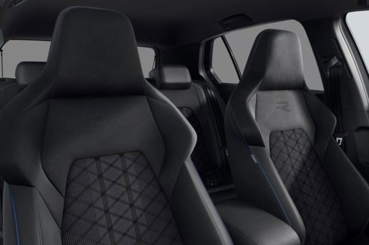 Volkswagen Golf 2.0 TDI 150 CV DSG SCR R-Line (5)