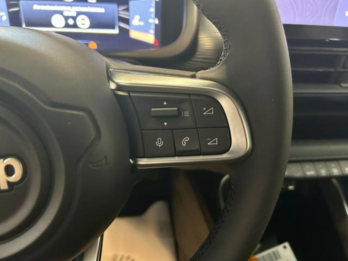 Jeep Avenger 1.2 turbo Summit fwd 100cv (12)