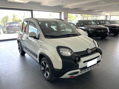 Fiat Panda Cross 1.0 firefly hybrid Cross s&s 70cv 5p.ti usata