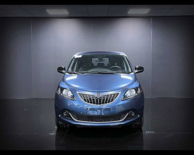 Lancia Ypsilon 1.0 FireFly 5 porte S&S Hybrid Ecochic Silver (2)
