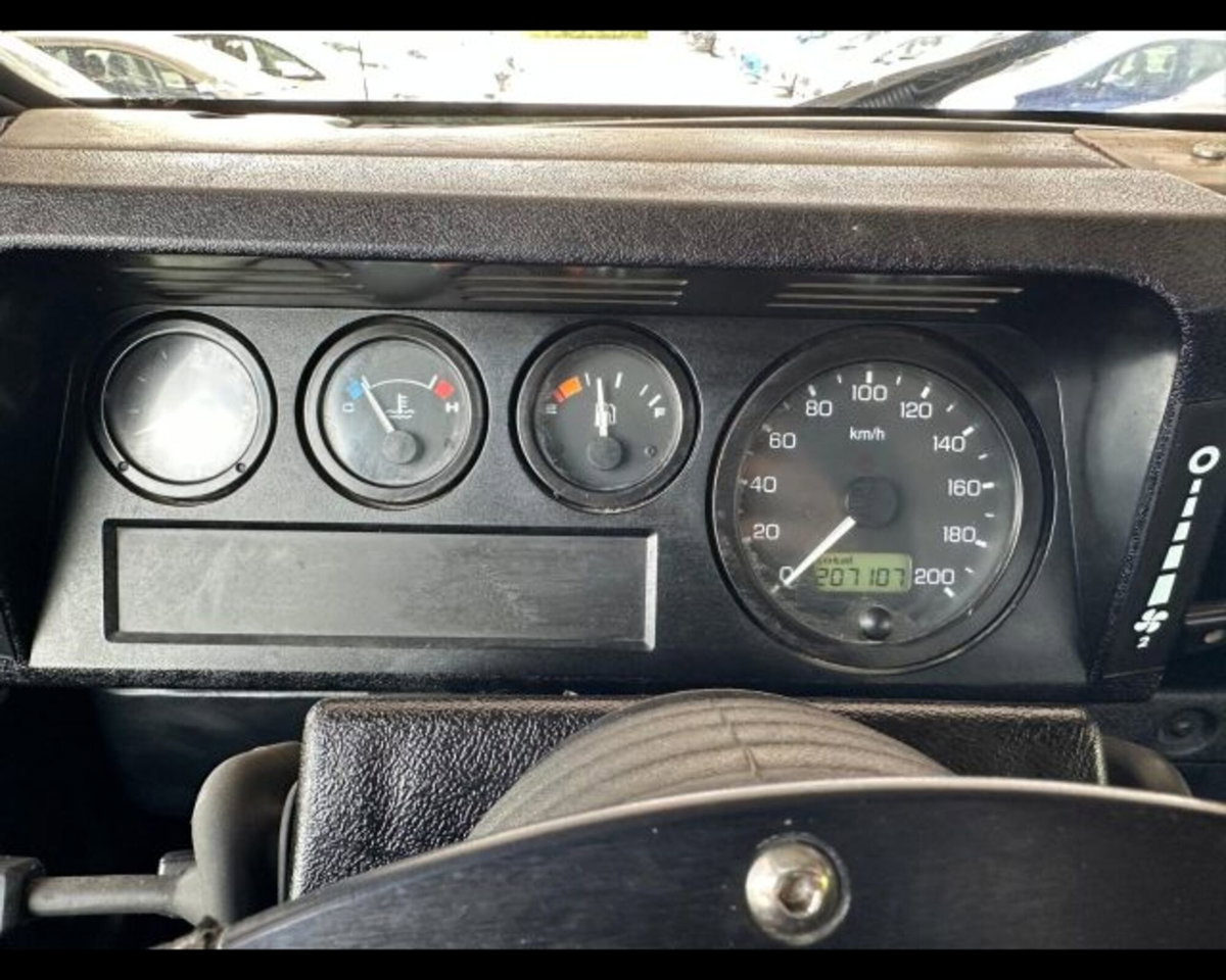 Land Rover Defender 90 2.5 Td5 Station Wagon S (14)