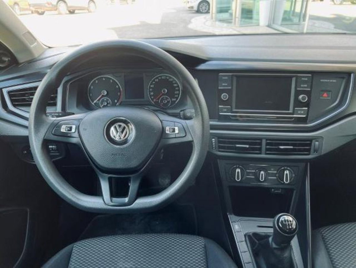 Volkswagen Polo 1.0 EVO 5p. Trendline BlueMotion Technology (17)