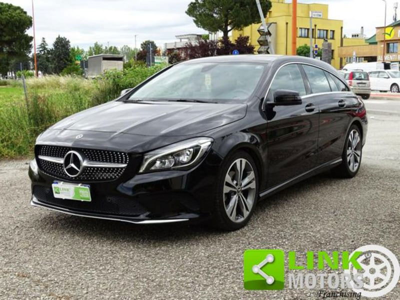 Mercedes-Benz CLA Shooting Brake 200 d Automatic Premium