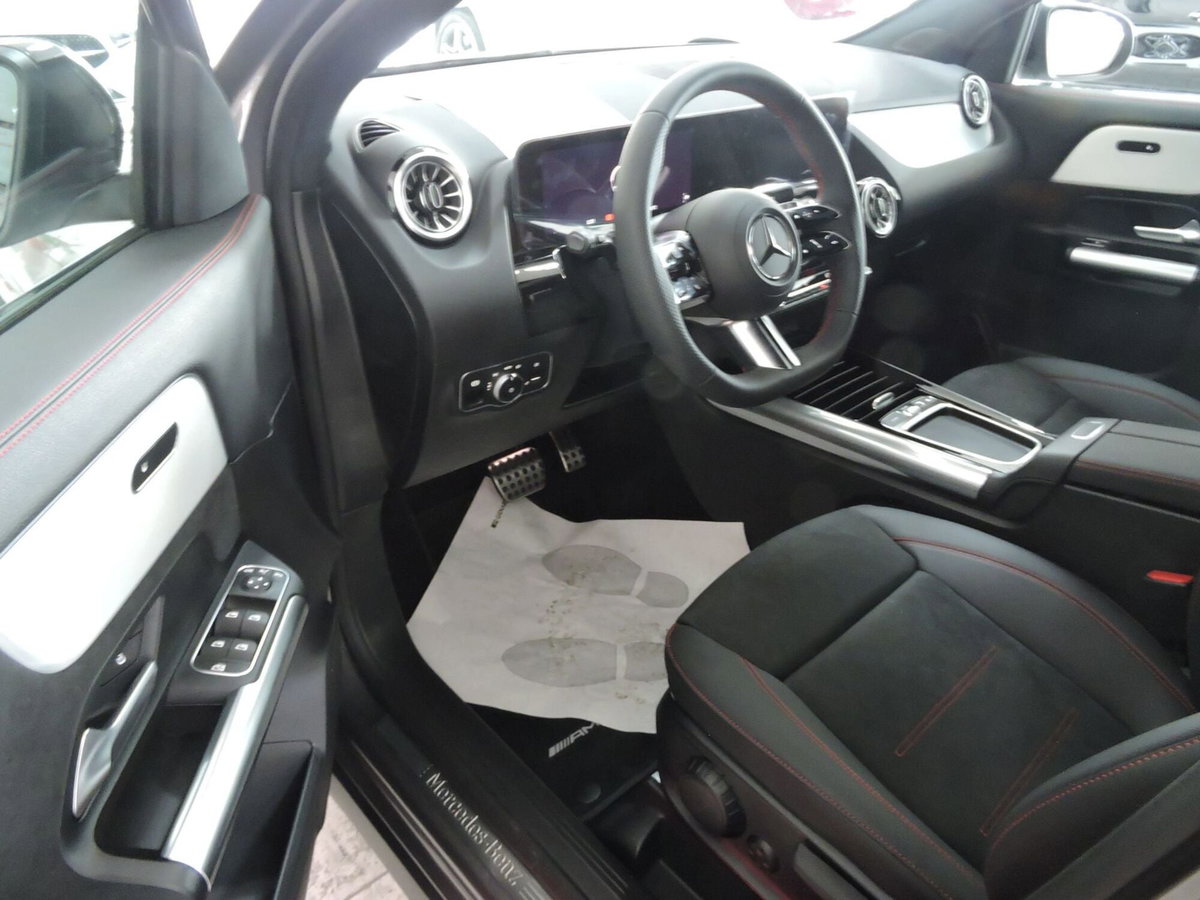 Mercedes-Benz GLA SUV 250 e phev AMG Line Advanced Plus auto (11)
