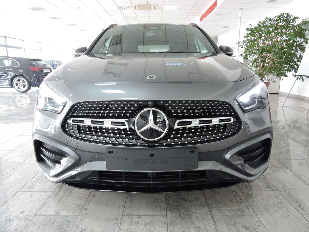 Mercedes-Benz GLA SUV 250 e phev AMG Line Advanced Plus auto (2)