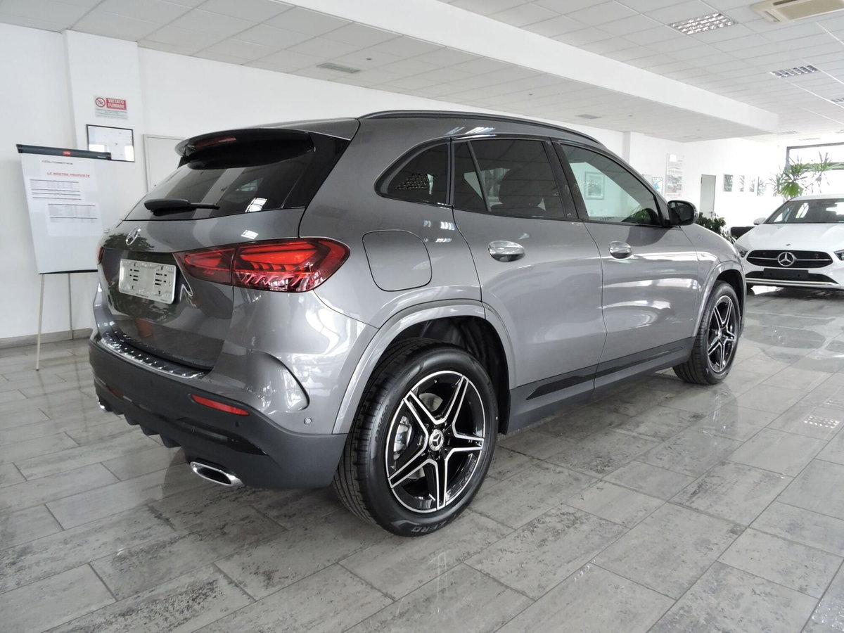 Mercedes-Benz GLA SUV 250 e phev AMG Line Advanced Plus auto (5)
