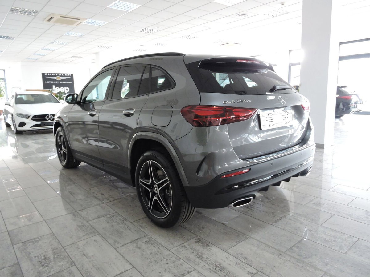 Mercedes-Benz GLA SUV 250 e phev AMG Line Advanced Plus auto (6)