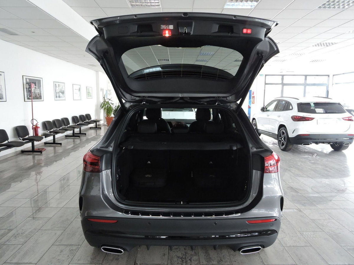 Mercedes-Benz GLA SUV 250 e phev AMG Line Advanced Plus auto (7)