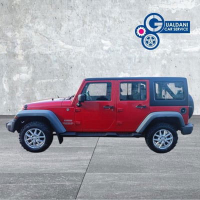 Jeep Wrangler Unlimited 2.8 CRD DPF Sport Auto usata