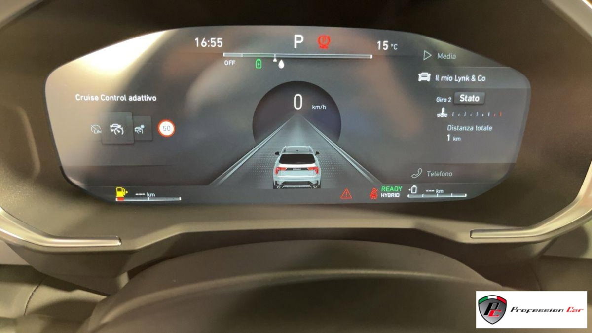 Lynk & Co 01 01 1.5 td phev (12)