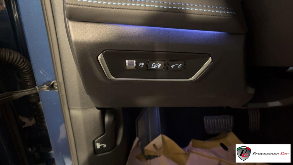 Lynk & Co 01 01 1.5 td phev (14)