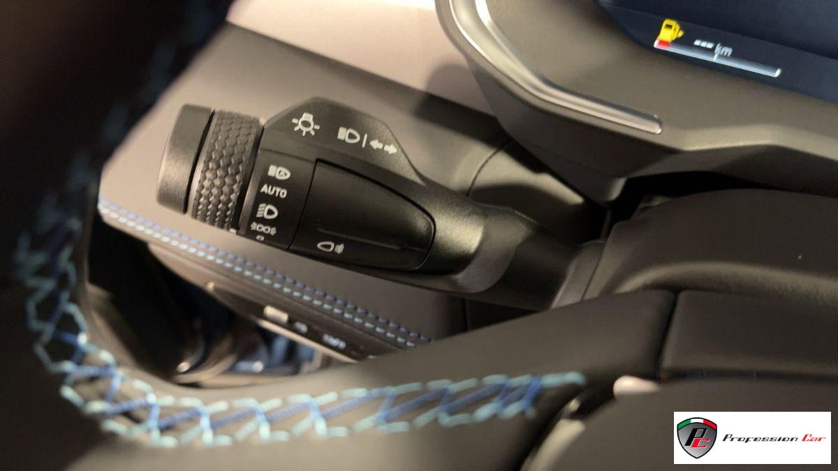 Lynk & Co 01 01 1.5 td phev (15)
