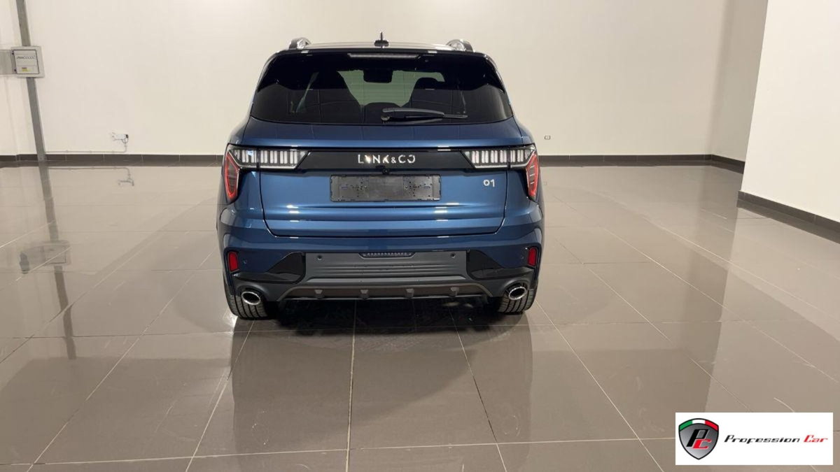 Lynk & Co 01 01 1.5 td phev (5)