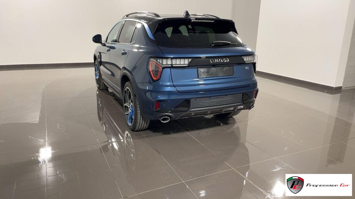 Lynk & Co 01 01 1.5 td phev (6)