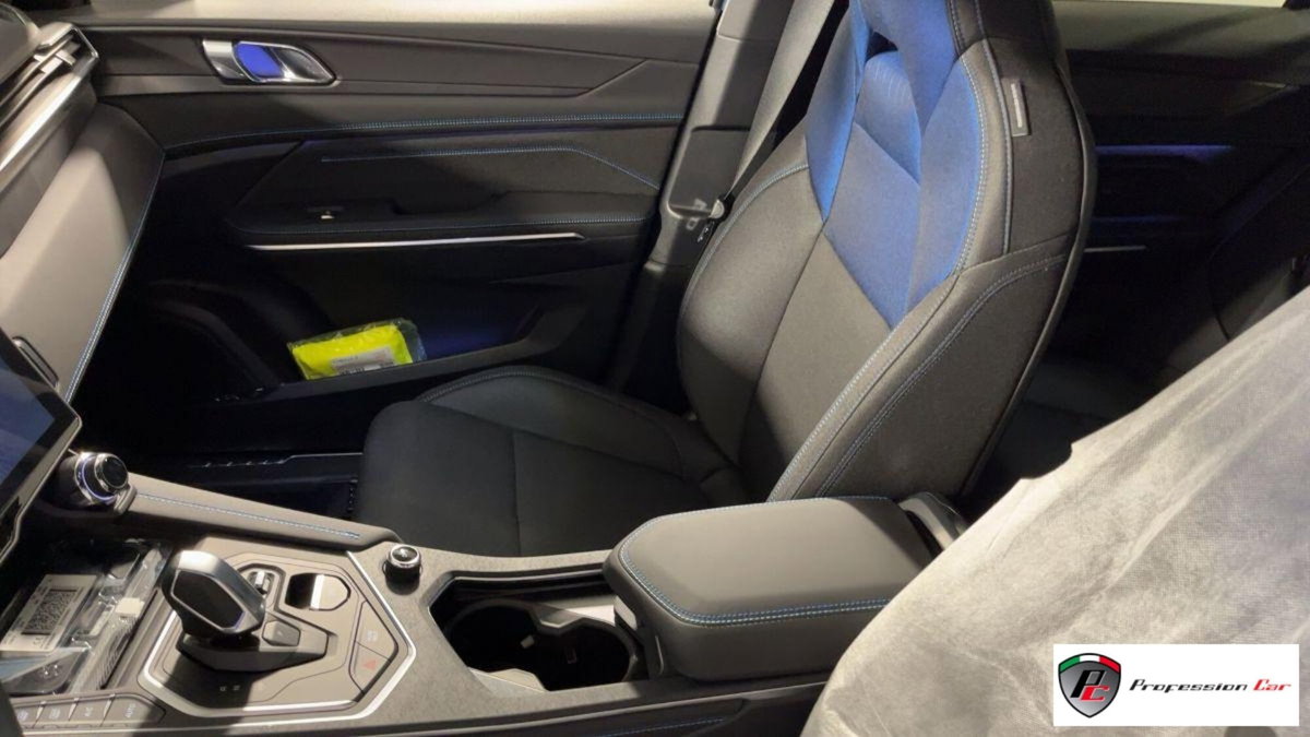 Lynk & Co 01 01 1.5 td phev (9)