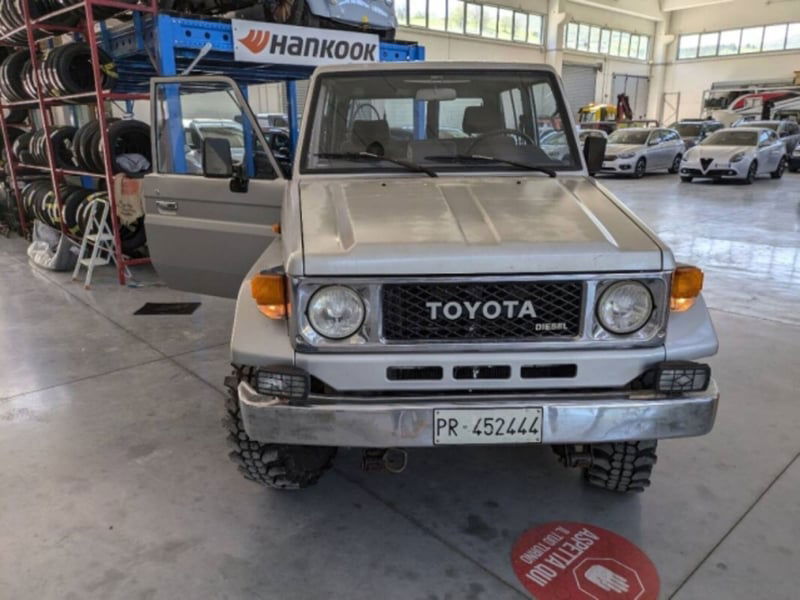 Toyota Land Cruiser Hard-top BJ71 LX