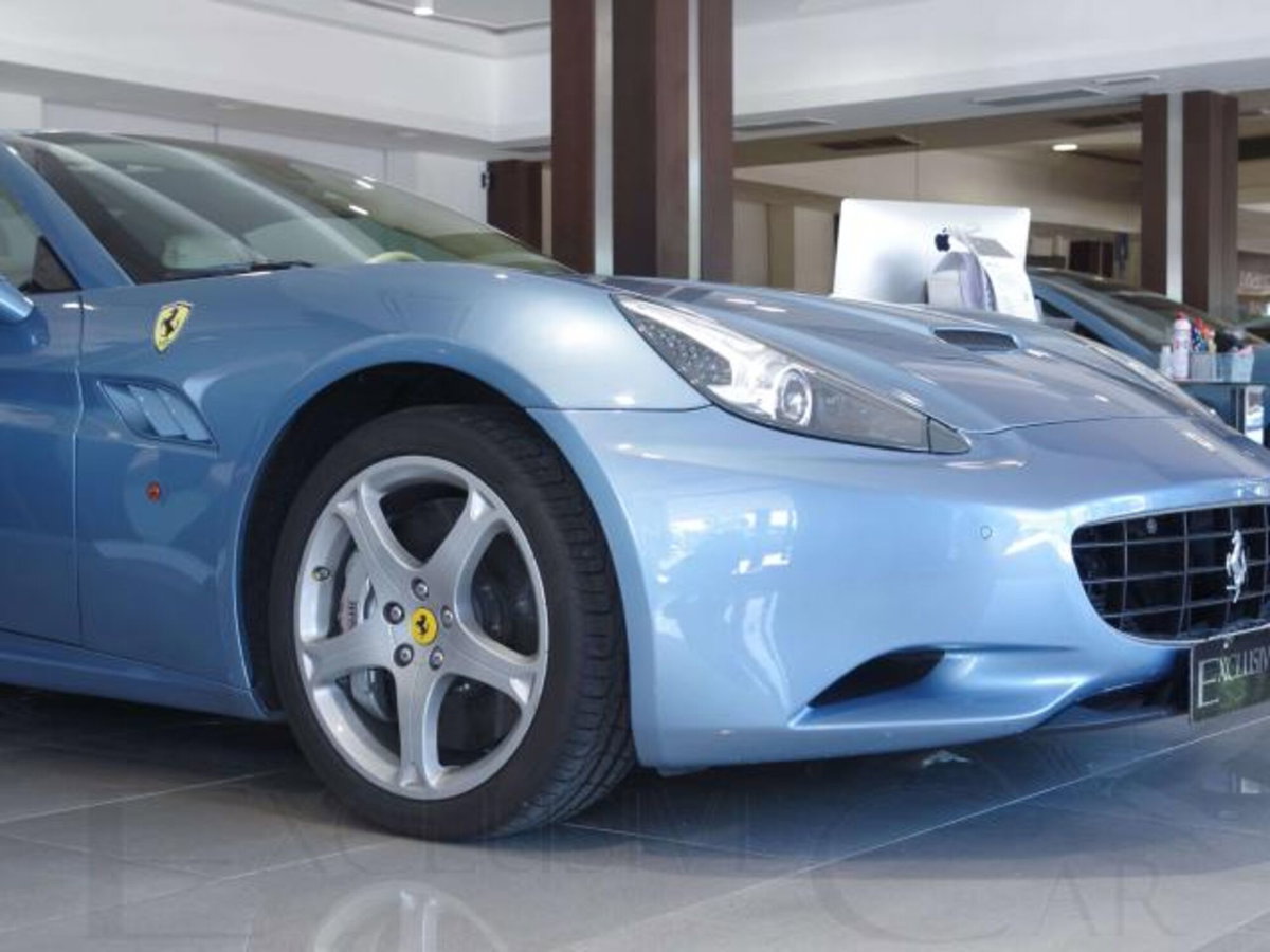 Ferrari California Spider California DCT (2)
