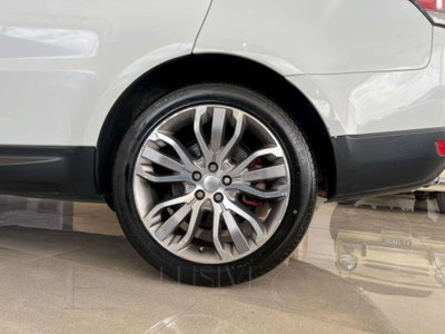 Land Rover Range Rover Sport 3.0 TDV6 HSE (7)