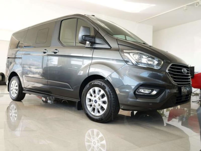 Ford Tourneo Custom 320 2.0 EcoBlue 130CV aut. PL Titanium