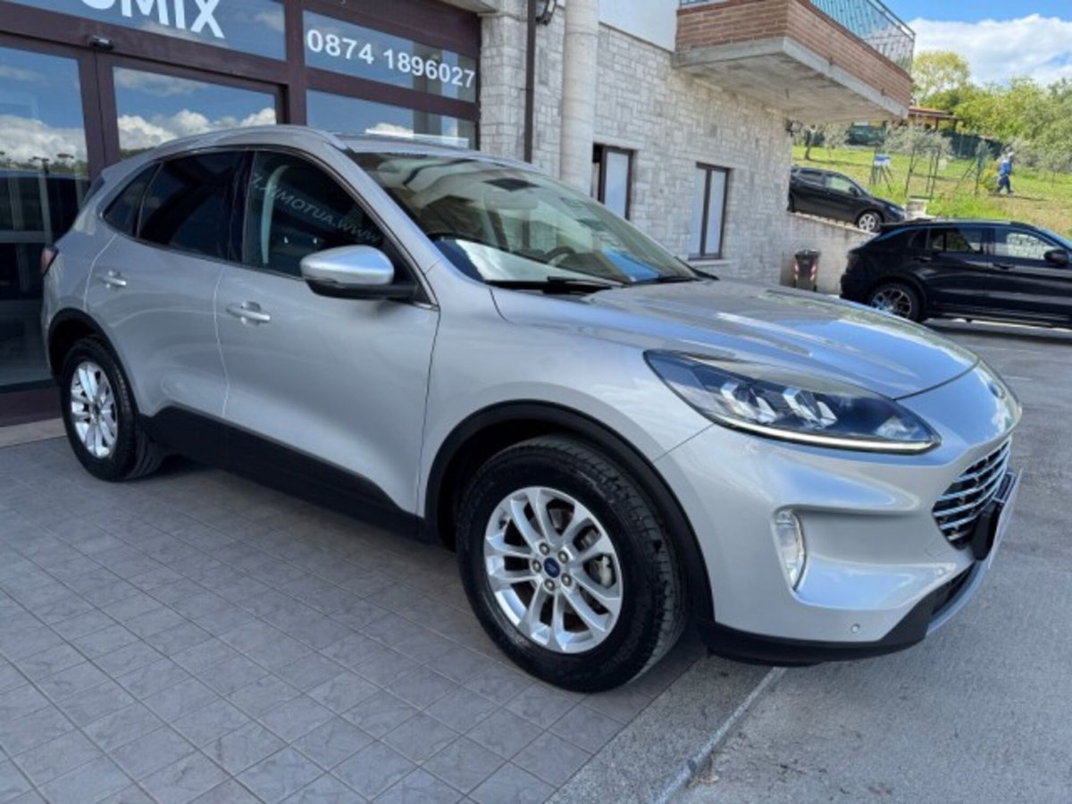 Ford Kuga 1.5 EcoBlue 120 CV 2WD Titanium (13)
