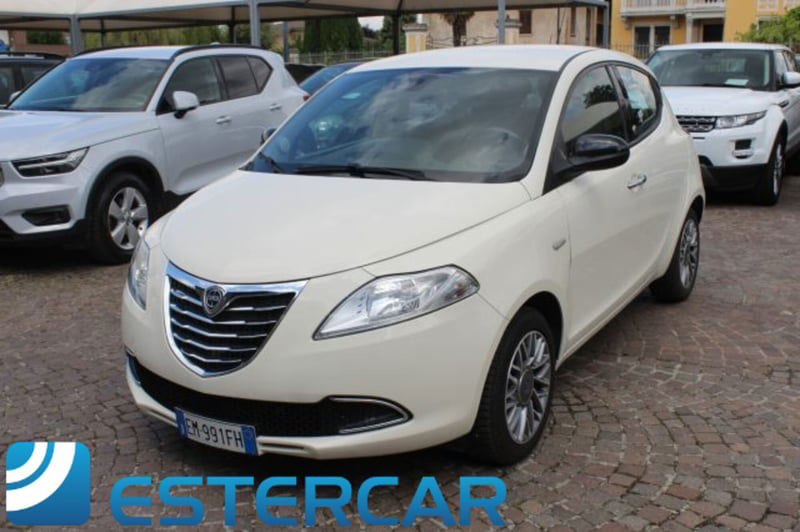 Lancia Ypsilon 1.2 69 CV 5 porte GPL Ecochic Alberta Ferretti