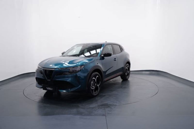 Alfa Romeo Junior elettrica Speciale 156cv