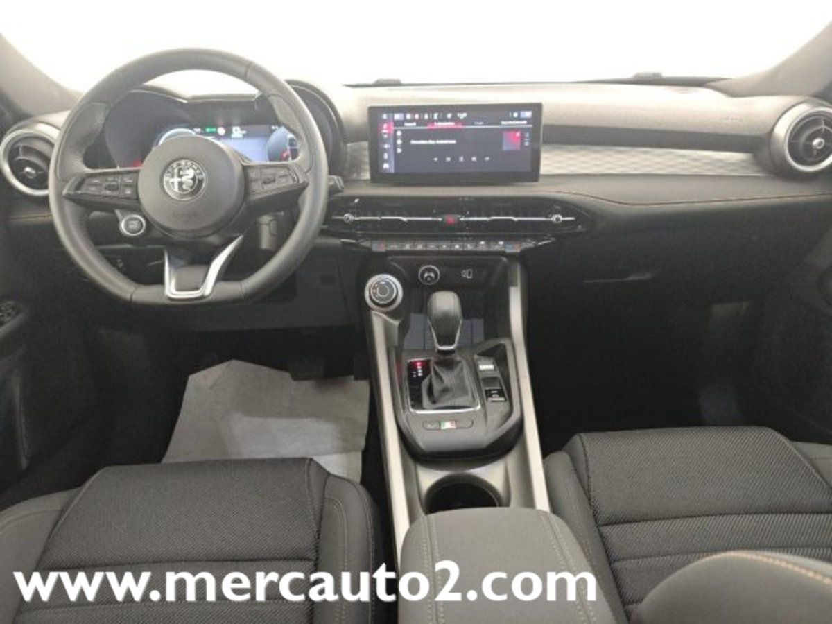Alfa Romeo Tonale 1.5 hybrid Tributo Italiano 160cv tct7 (15)