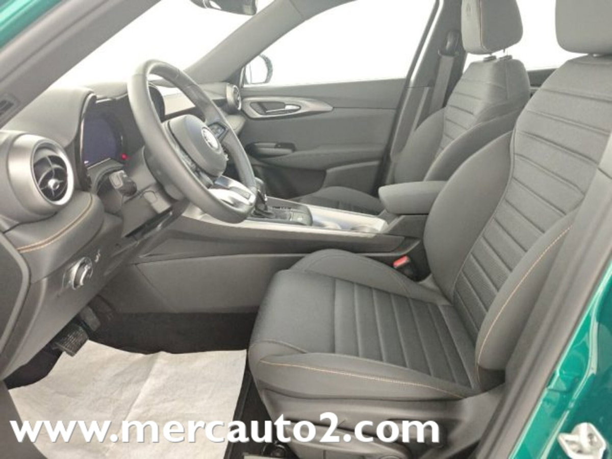 Alfa Romeo Tonale 1.5 hybrid Tributo Italiano 160cv tct7 (9)