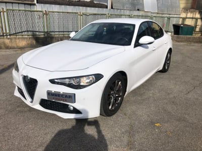 Alfa Romeo Giulia 2.2 Turbodiesel 150 CV AT8 Super usata