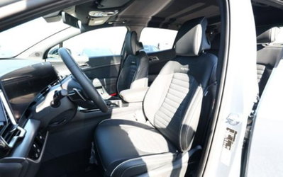 Kia Sportage 1.6 TGDi HEV AWD AT GT-line Plus (4)