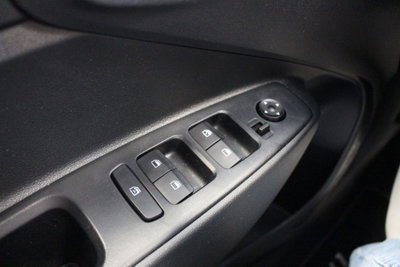 Hyundai i10 1.0 mpi Connectline 63cv (20)
