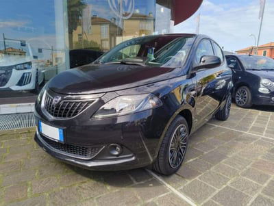 Lancia Ypsilon 1.0 FireFly 5 porte S&S Hybrid Ecochic Gold usata