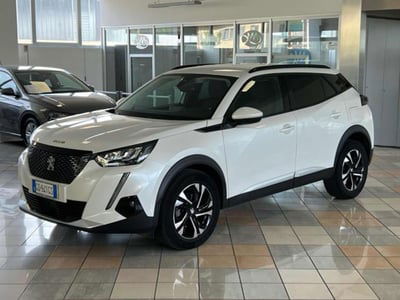 Peugeot 2008 PureTech 100 S&S Allure Pack usata