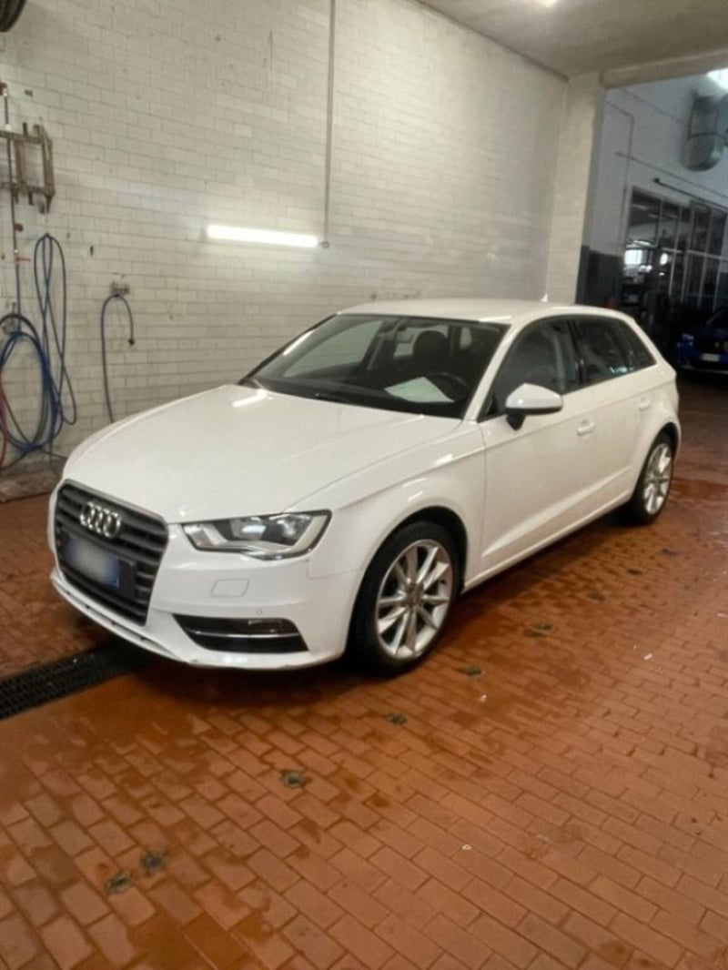 Audi A3 Sportback 1.6 TDI clean diesel Ambition