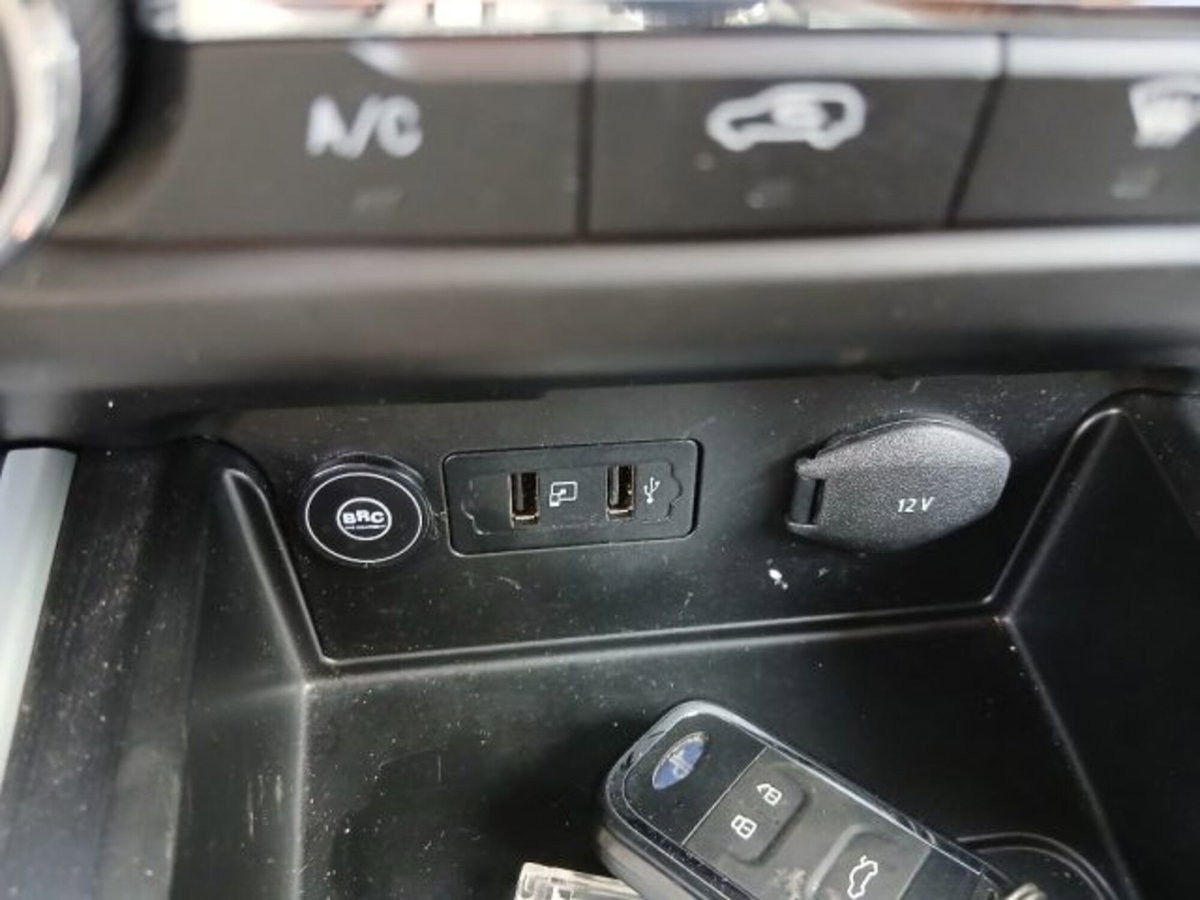 Dr dr 4.0 4.0 1.5 Bi-Fuel GPL (19)