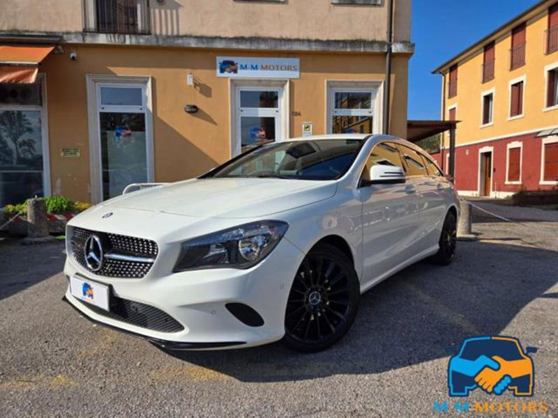 Mercedes-Benz CLA Shooting Brake 200 d Automatic Business
