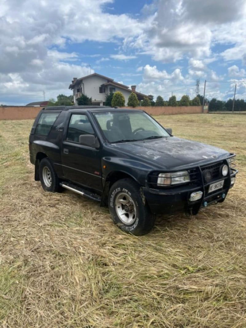 Opel Frontera cat 3 porte Sport