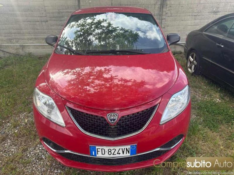 Lancia Ypsilon 1.2 69 CV 5 porte GPL Gold Plus
