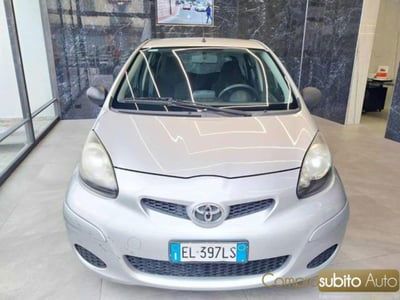 Toyota Aygo 1.0 12V VVT-i 5 porte usata