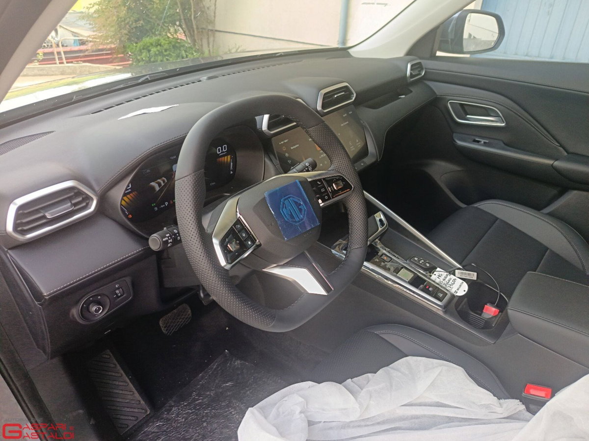 Mg ZS 1.5 hybrid+ Luxury auto (10)