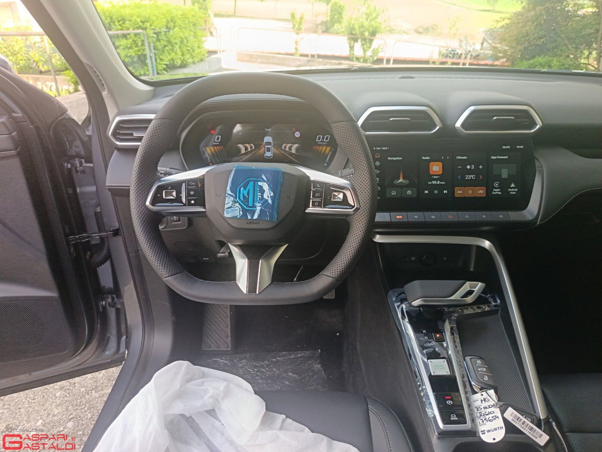 Mg ZS 1.5 hybrid+ Luxury auto (9)