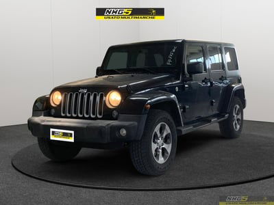 Jeep Wrangler Unlimited 2.8 CRD DPF Sahara Auto usata
