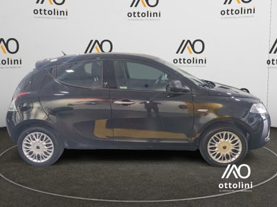 Lancia Ypsilon 1.2 69 CV 5 porte Gold (3)