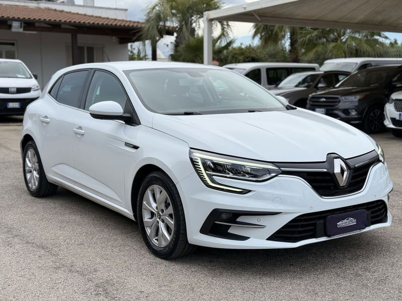 Renault Mégane Blue dCi 115 CV EDC Intens