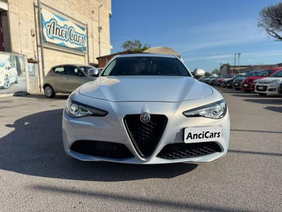 Alfa Romeo Giulia 2.2 Turbodiesel 190 CV AT8 Sprint usata