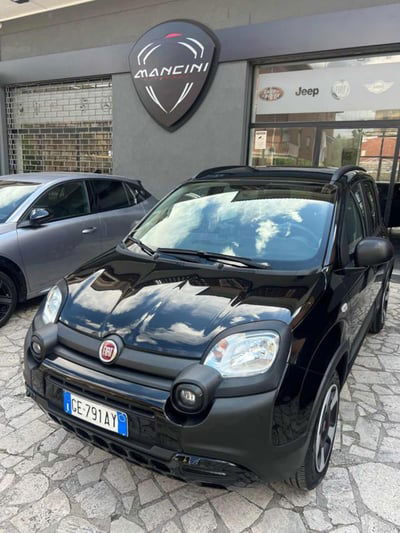 Fiat Panda 1.0 FireFly S&S Hybrid City Cross usata