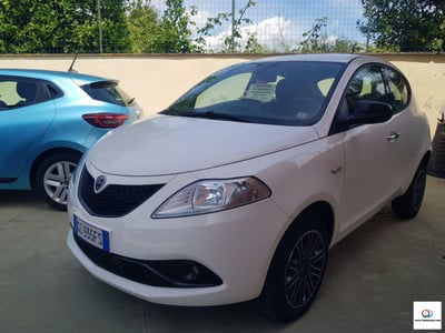 Lancia Ypsilon 0.9 TwinAir 5 porte Metano Ecochic Gold usata
