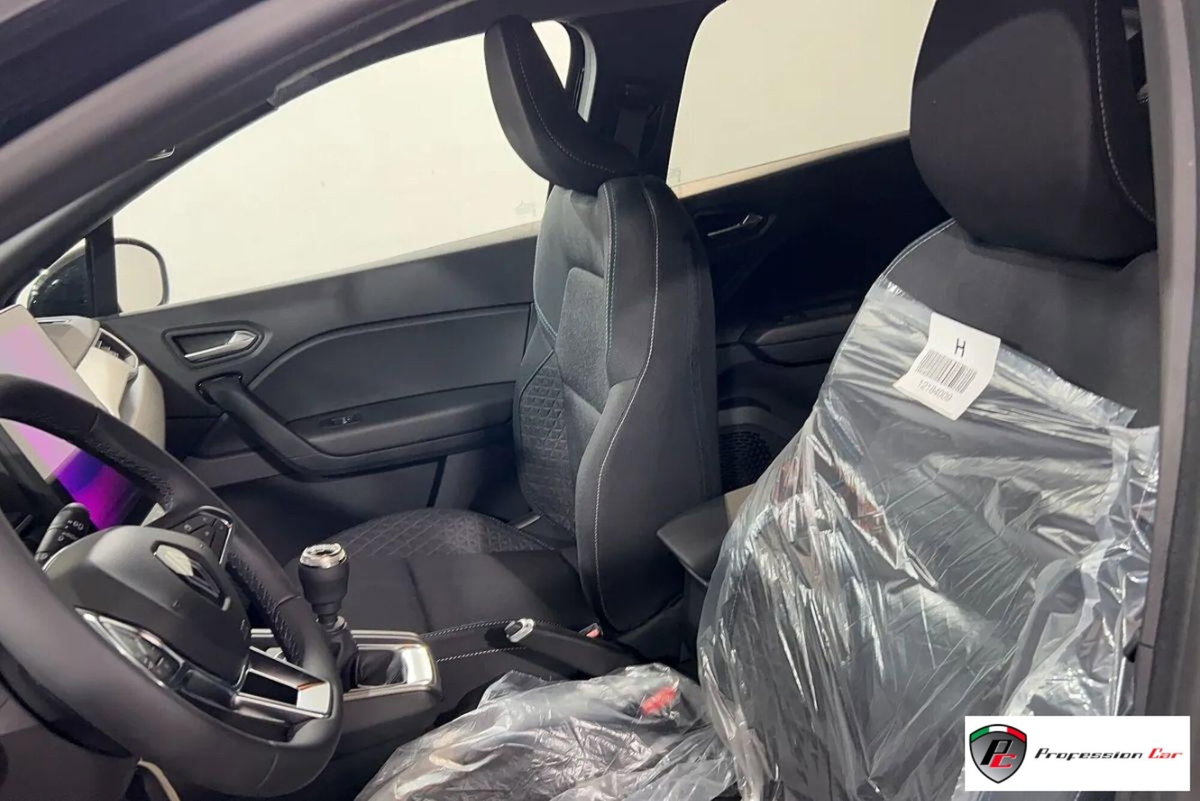 Renault Captur 1.0 tce Evolution 90cv (9)